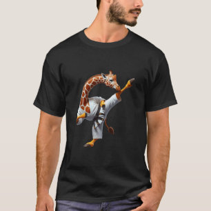 T-shirt Chef-d'œuvre de girafe de karaté classique à coup 