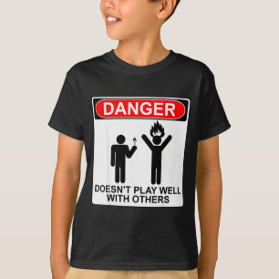 T-shirt Chemise de conception Danger ne joue pas bien avec