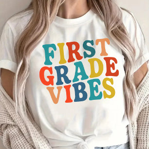 T-shirt Chemise rétro pour femmes "First Grade Vibes" ense