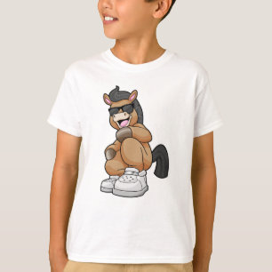 T-shirt Cheval avec de grandes chaussures