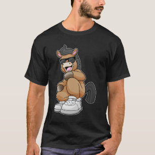 T-shirt Cheval avec de grandes chaussures