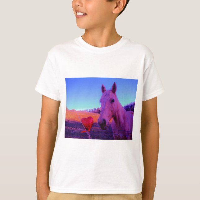 T-shirt Cheval Brown et Coeur Rouge (Devant)