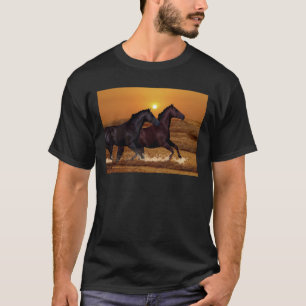 T-shirt Chevaux fonctionnant au coucher du soleil d'océan