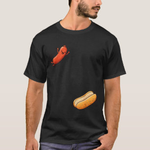 T-shirt Chien chaud drôle sautant dans la saucisse de peti