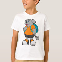Chien comme randonneur avec sac à dos