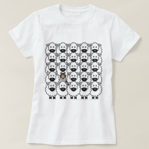 T-shirt Chien de berger de Shetland chez les moutons
