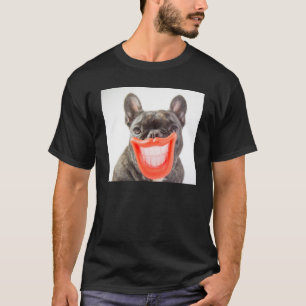 T-shirt Chien de sourire des images   A de Getty