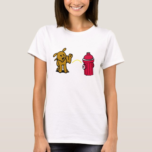 T-shirt Chien faisant pipi sur une bouche d'incendie (Devant)