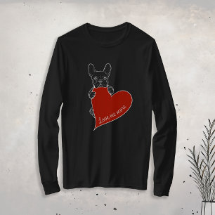 T-shirt Chien mignon avec un Coeur Rouge Chien français