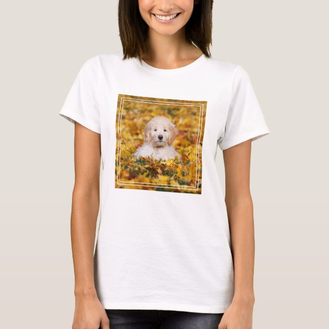 T-shirt Chiot De Goldendoodle En Feuilles D'Automne (Devant)