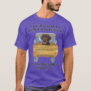 T-shirt Chocolat de chien de conduite de camion Labrador