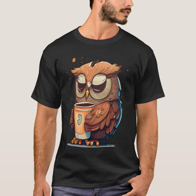 T-shirt Chouette mignonne Café Oiseau animal Sleepy Chouet (Devant)