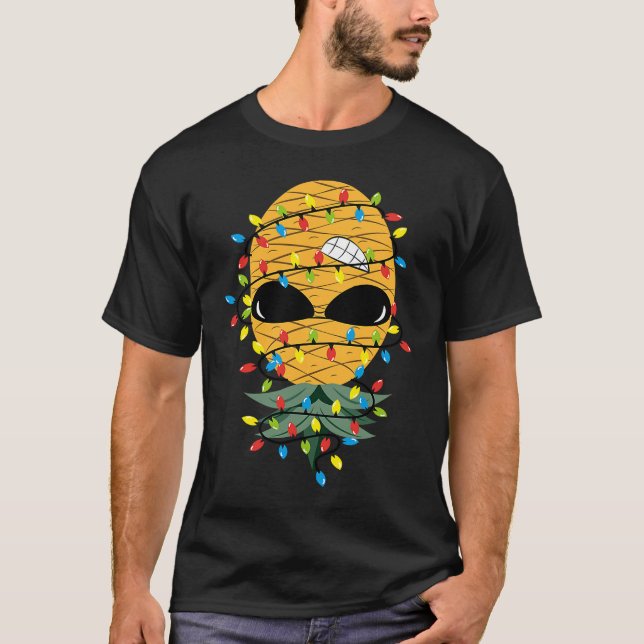 T-shirt Christmas Lights Upside Down Pineapple Swinger (Devant)