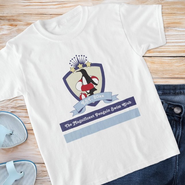 T-shirt Club de natation Crest Cute Cartoon Penguin (Créateur téléchargé)