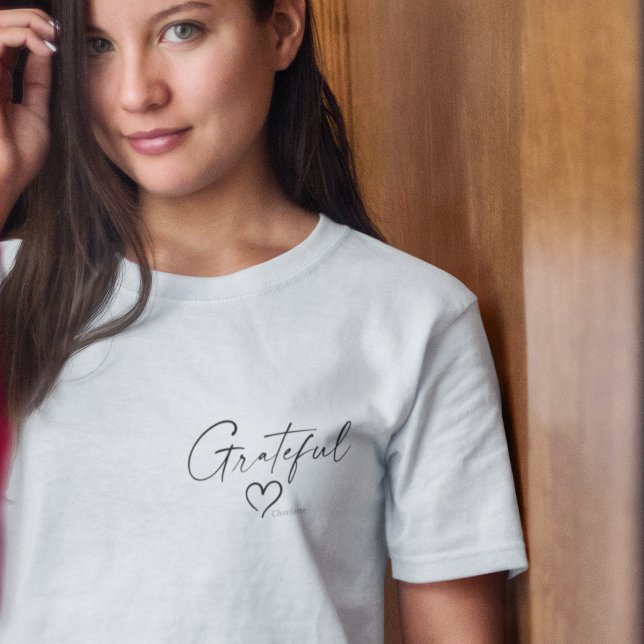 T-shirt Coeur reconnaissant | Votre nom Script minimal d'e (Créateur téléchargé)