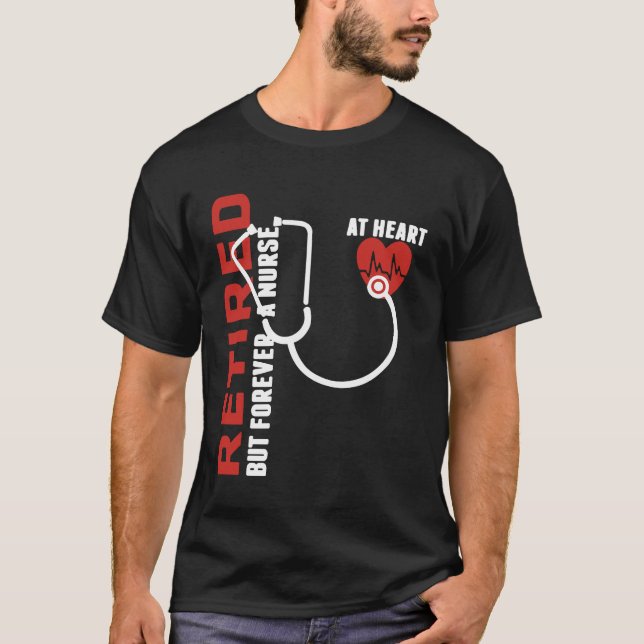 T-shirt Coeur retiré d'infirmière (Devant)
