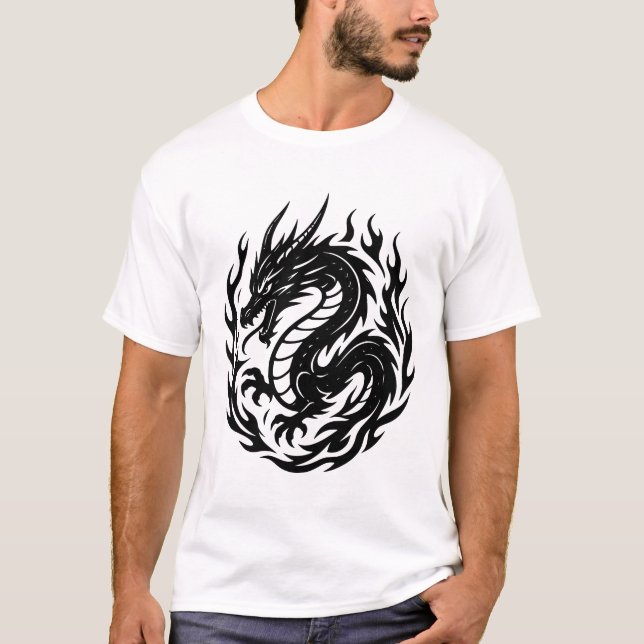 T-shirt Coiled Fire Dragon Tattoo Style (Devant)