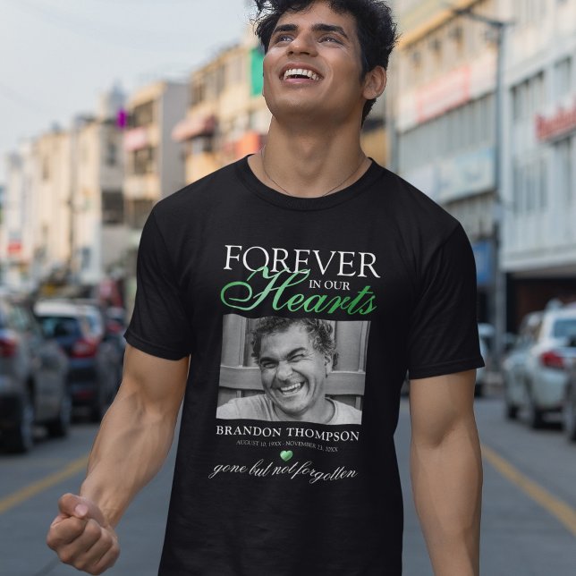 T-shirt commémoratif des funérailles vertes en noi (Créateur téléchargé)