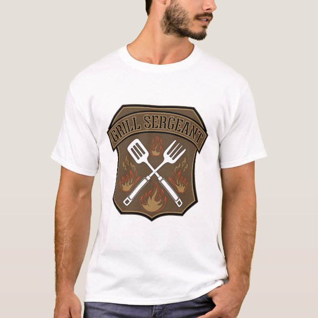 T-shirt Conception de badge de sergent de grill avec spatu (Devant)