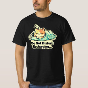 T-shirt Conception de chat endormi mignon en recharge Ne p