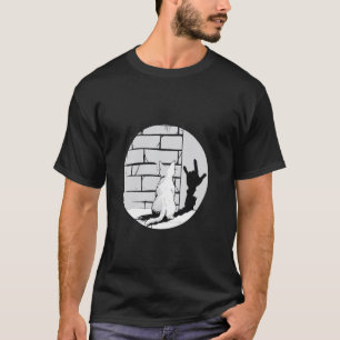 T-shirt Conception de silhouette de chat artistique jouant