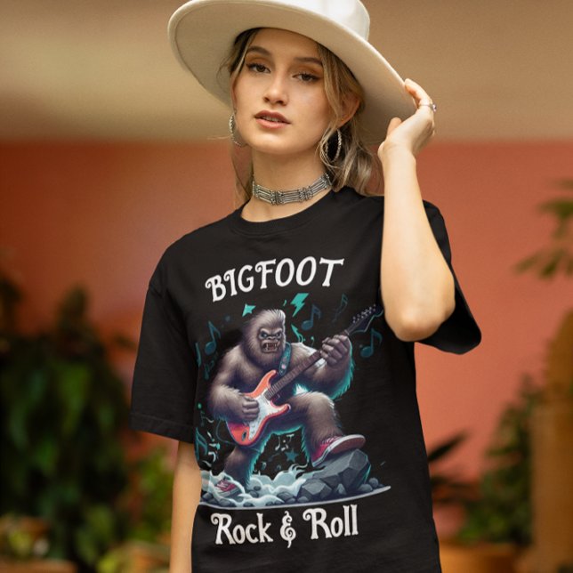 T-shirt Concert de rock de minuit de Bigfoots (Créateur téléchargé)