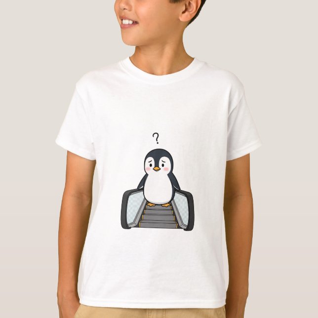 T-shirt Confused Cute Penguin Standing on Escalator (Devant)