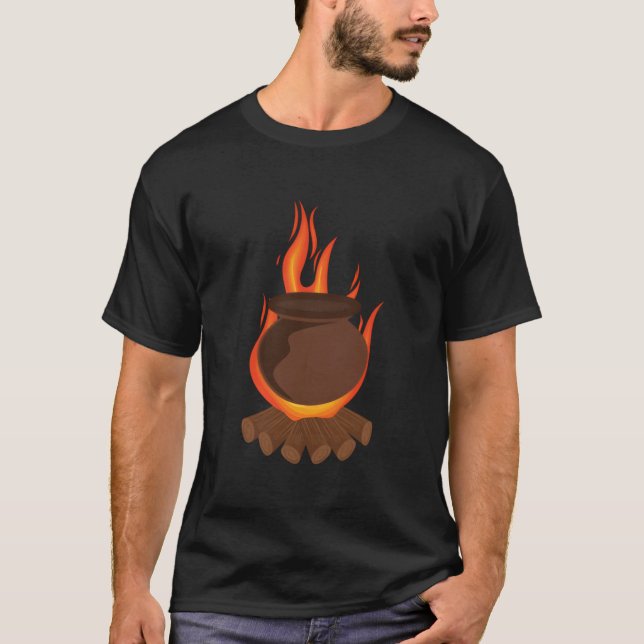 T-shirt Cooking In Clay Pot On Wooden Fire (Devant)
