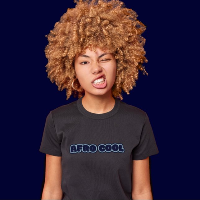 T-shirt Cool afro-américaine - Texte des femmes afro-améri (Afro Cool Text T Shirt)