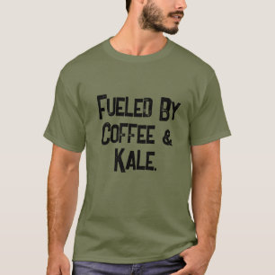 T-shirt Cool amusant alimenté par le café & kale Hommes