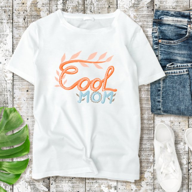T-shirt Cool Maman Lettrer la main Fête des Mères (Créateur téléchargé)