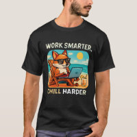 Cool Smart Fox sur la plage avec ordinateur portab