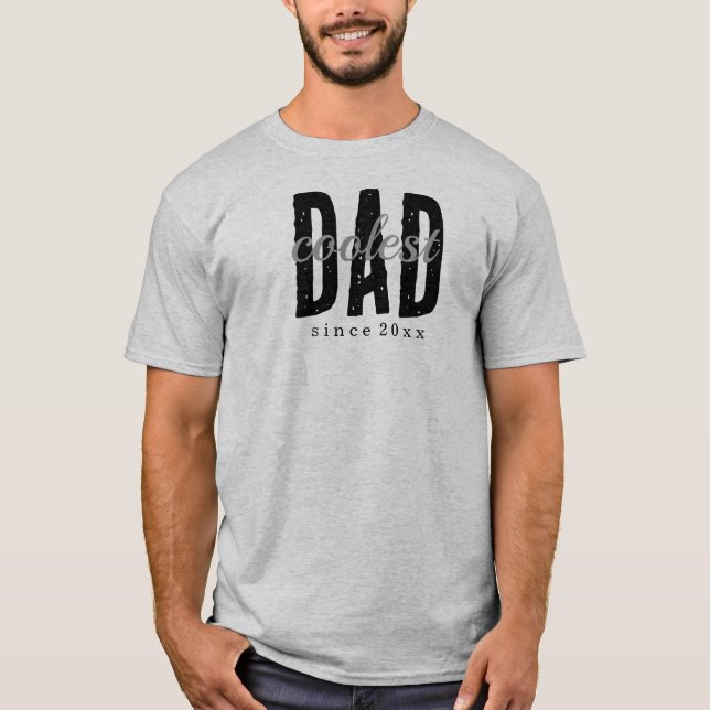 T-shirt Coolest Dad Since 20XX Modern Simple Preppy (Devant)