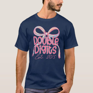 T-shirt Coquette Rose Bowen Double Digits 10e Anniversaire