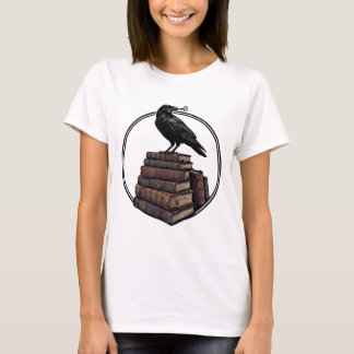 T-shirt Corbeau gothique sur des livres anciens - Art de l