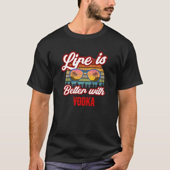 T-shirt Coucher De Soleil De Vodka Rétro Avec Vodka (Devant)