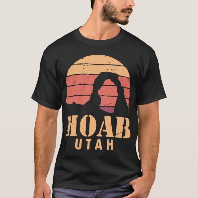 T-shirt Coucher de soleil du désert Vintage de Moab Utah (Devant)