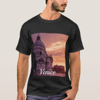 Coucher de soleil sur la basilique de Venise