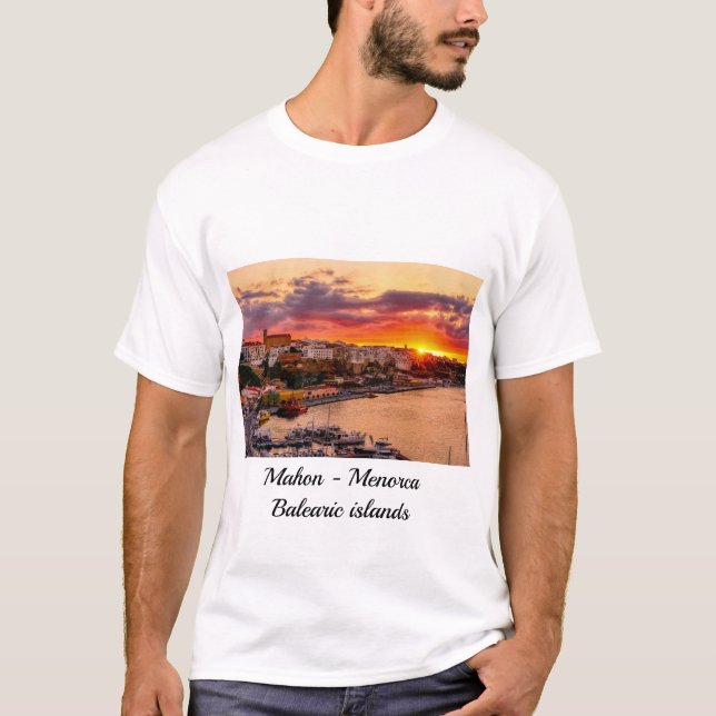 T-shirt Coucher de soleil sur le port de Mahon - Minorque, (Devant)