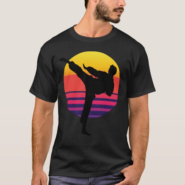T-shirt Coucher du soleil de combattant du Taekwondo (Devant)