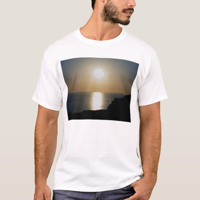 T-shirt Coucher du soleil du nord de cendre volcanique de (Devant)