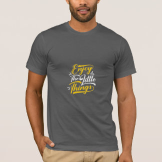 T-shirt couleur foncée avec logo noir BSR