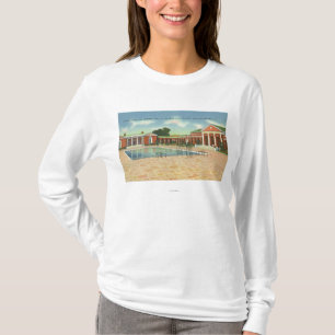 T-shirt Cour de bâtiment de récréation et vue intérieu
