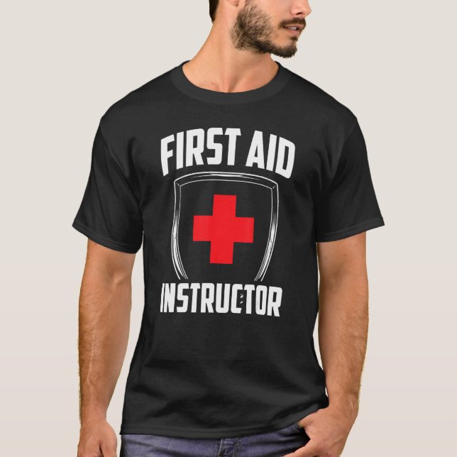 T-shirt Cours d'entraîneur de premiers soins Soins d'urgen (Devant)