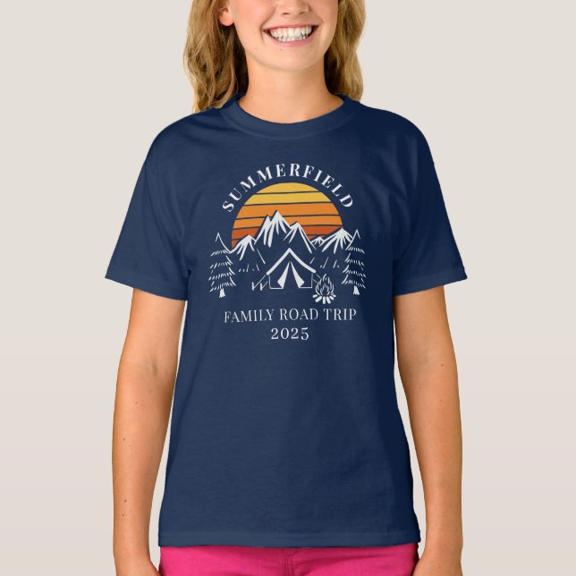 T-shirt Coutume Famille Voyage Correspondant Camping Fille (Devant)