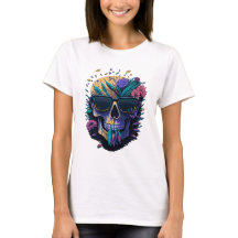 Crâne avec lunettes de soleil et fleurs