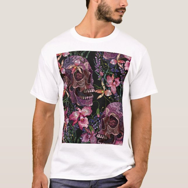 T-shirt Crâne brodé : Motif gothique de l'orchidée (Devant)