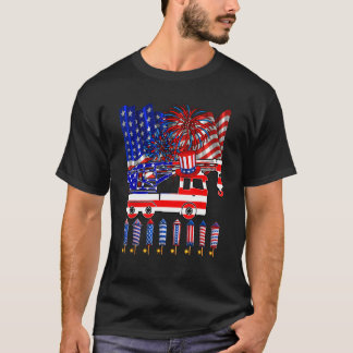 T-shirt Crane Truck 4th Of July American Flag Fireworks  D