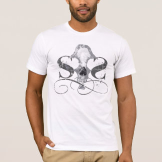 T-shirt Crânes et logo T de crâne porté par Skulegirls
