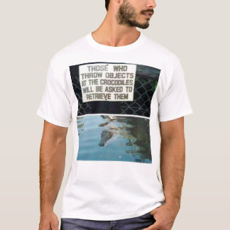 T-shirt crocs